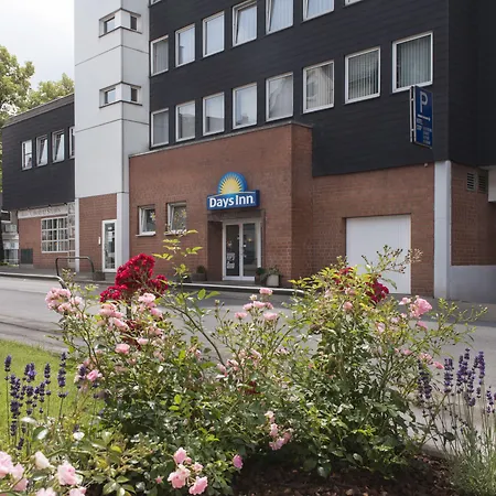 دايز إن ويست فندق 3*