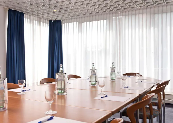 دايز إن ويست 3*