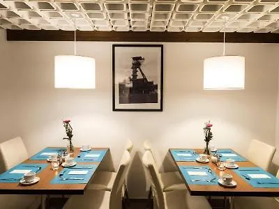 فندق دايز إن ويست